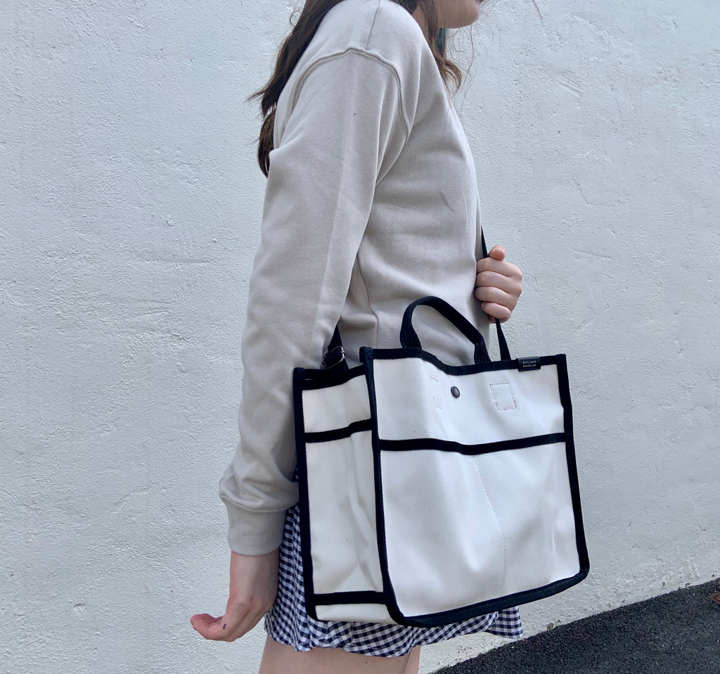 Penny Canvas tote bag, white. Limited edition!